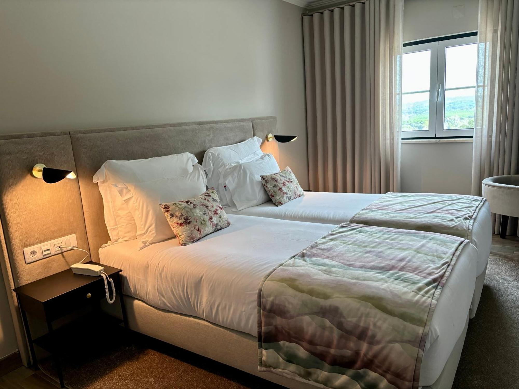 Lilases Boutique House & Garden Mora Quarto foto
